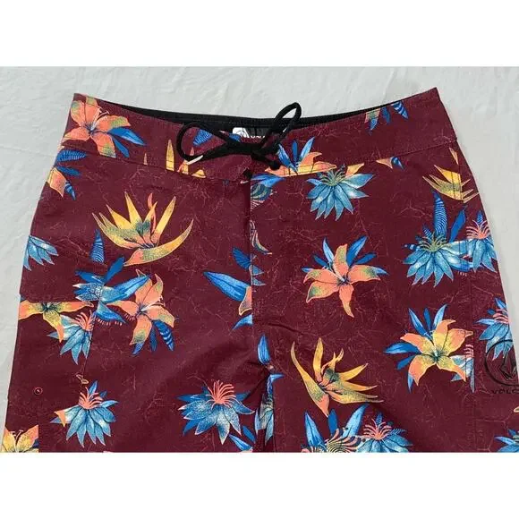 Volcom Lightweight Quick Dry Board Cargo Shorts. Burgundy Floral, Men's 30. EUC! - Picture 2 of 5